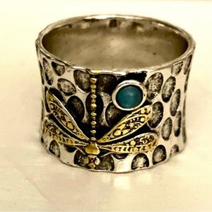 Gold and Silver wide band Dragonfly Ring with Faux emerald gemstone! 7